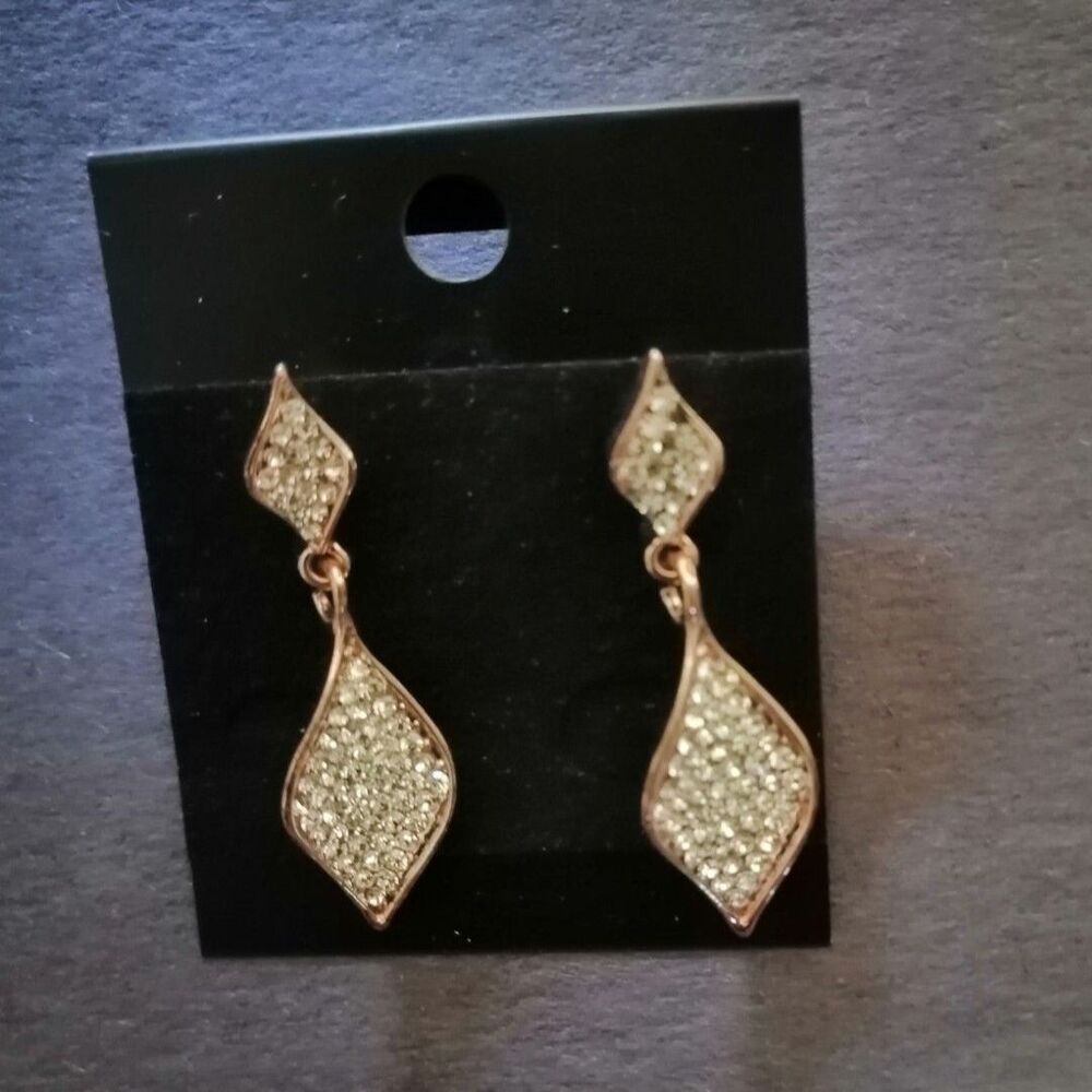Vintage Crystal Gold Rim DANGLE earrings Pierce